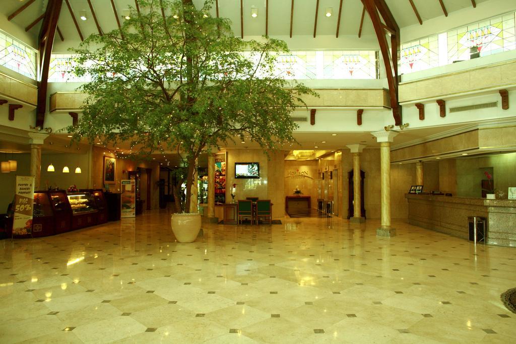 Horison Ultima Bandung Hotel Екстериор снимка