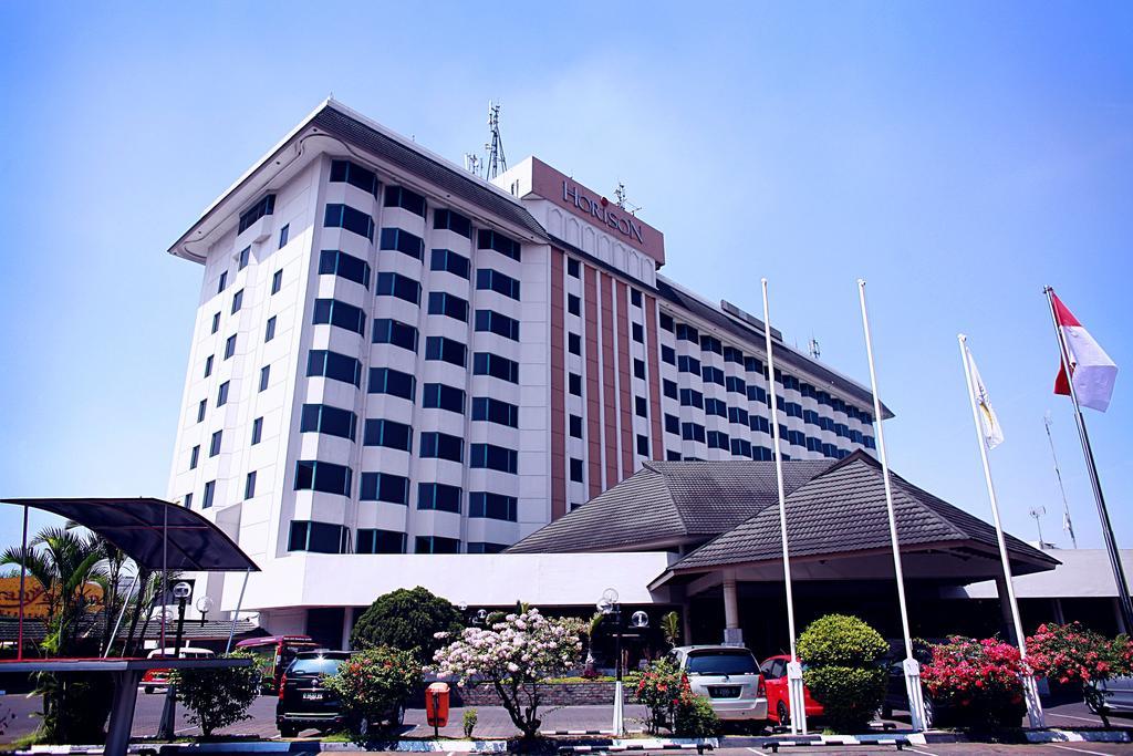 Horison Ultima Bandung Hotel Екстериор снимка