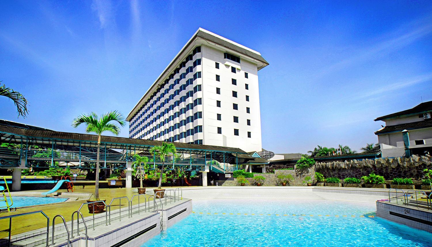 Horison Ultima Bandung Hotel Екстериор снимка