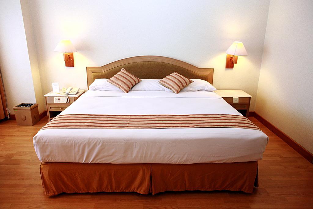 Horison Ultima Bandung Hotel Екстериор снимка